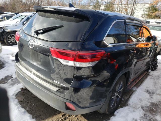 Photo 3 VIN: 5TDJZRFH6HS401797 - TOYOTA HIGHLANDER 