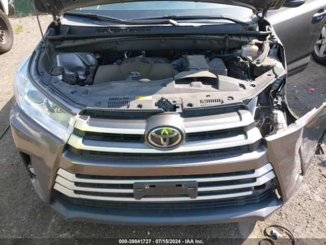 Photo 9 VIN: 5TDJZRFH6HS515329 - TOYOTA HIGHLANDER 