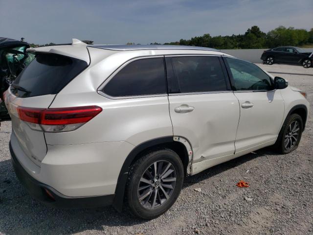 Photo 2 VIN: 5TDJZRFH6JS485383 - TOYOTA HIGHLANDER 