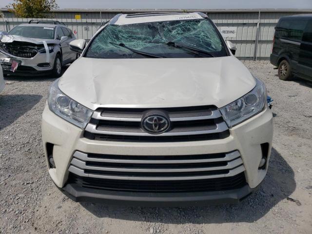 Photo 4 VIN: 5TDJZRFH6JS485383 - TOYOTA HIGHLANDER 