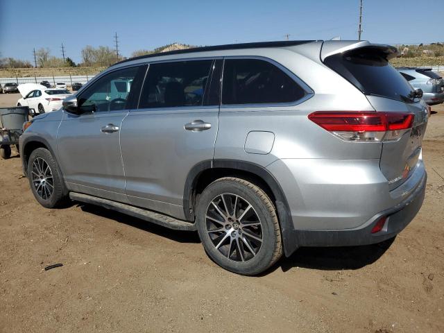 Photo 1 VIN: 5TDJZRFH6JS492320 - TOYOTA HIGHLANDER 