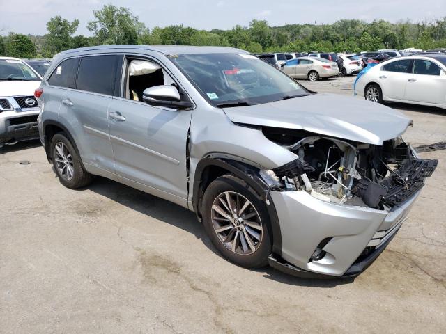 Photo 3 VIN: 5TDJZRFH6JS525039 - TOYOTA HIGHLANDER 