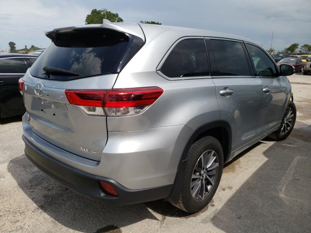 Photo 3 VIN: 5TDJZRFH6JS537126 - TOYOTA HIGHLANDER 