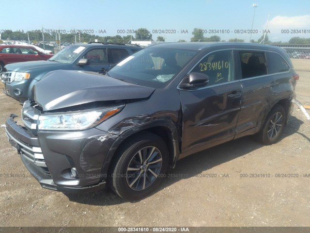 Photo 1 VIN: 5TDJZRFH6JS549048 - TOYOTA HIGHLANDER 