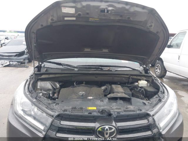 Photo 9 VIN: 5TDJZRFH6JS549518 - TOYOTA HIGHLANDER 