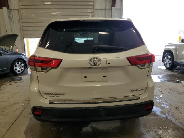 Photo 5 VIN: 5TDJZRFH6JS557411 - TOYOTA HIGHLANDER 