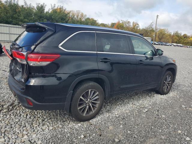 Photo 2 VIN: 5TDJZRFH6JS562432 - TOYOTA HIGHLANDER 