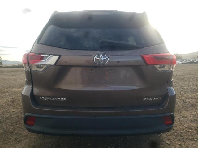 Photo 5 VIN: 5TDJZRFH6JS806192 - TOYOTA HIGHLANDER 