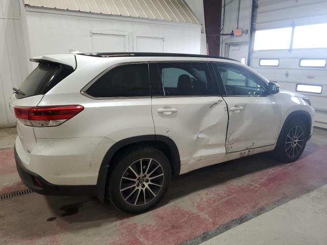 Photo 2 VIN: 5TDJZRFH6JS807830 - TOYOTA HIGHLANDER 