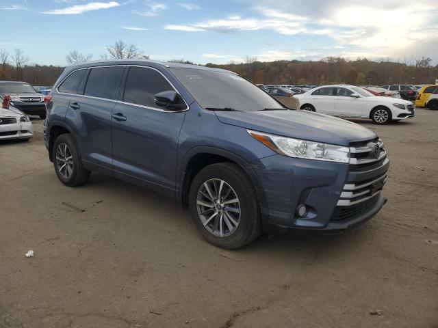 Photo 3 VIN: 5TDJZRFH6JS824580 - TOYOTA HIGHLANDER 