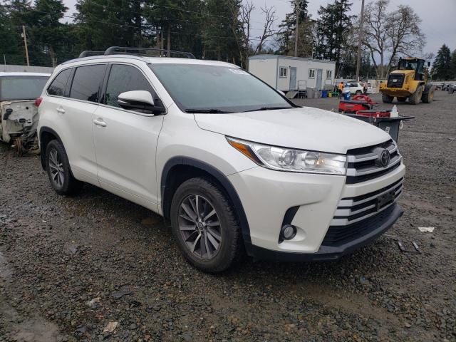 Photo 3 VIN: 5TDJZRFH6JS824787 - TOYOTA HIGHLANDER 