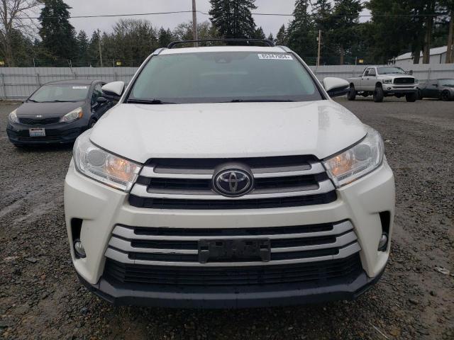 Photo 4 VIN: 5TDJZRFH6JS824787 - TOYOTA HIGHLANDER 