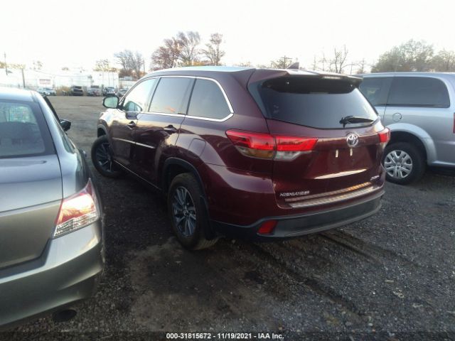 Photo 2 VIN: 5TDJZRFH6JS834879 - TOYOTA HIGHLANDER 