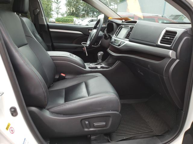 Photo 4 VIN: 5TDJZRFH6JS893995 - TOYOTA HIGHLANDER 