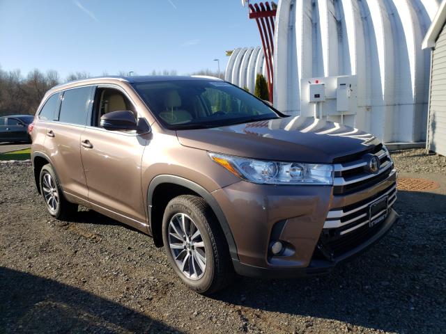 Photo 0 VIN: 5TDJZRFH6JS895391 - TOYOTA HIGHLANDER 