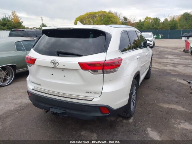 Photo 3 VIN: 5TDJZRFH6KS562772 - TOYOTA HIGHLANDER 