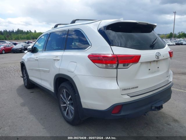 Photo 2 VIN: 5TDJZRFH6KS573643 - TOYOTA HIGHLANDER 