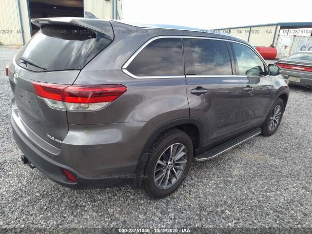 Photo 3 VIN: 5TDJZRFH6KS577689 - TOYOTA HIGHLANDER 