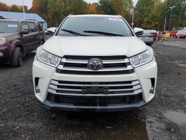 Photo 4 VIN: 5TDJZRFH6KS611971 - TOYOTA HIGHLANDER 