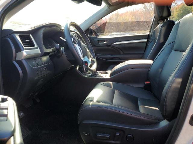 Photo 6 VIN: 5TDJZRFH6KS611971 - TOYOTA HIGHLANDER 