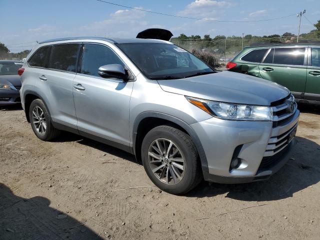 Photo 3 VIN: 5TDJZRFH6KS619214 - TOYOTA HIGHLANDER 