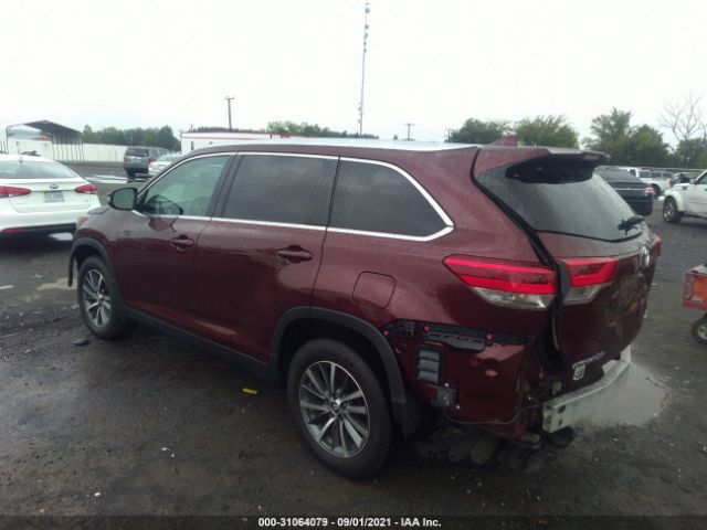 Photo 2 VIN: 5TDJZRFH6KS920243 - TOYOTA HIGHLANDER 