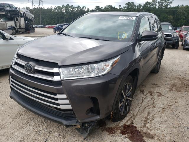 Photo 1 VIN: 5TDJZRFH7HS358748 - TOYOTA HIGHLANDER 