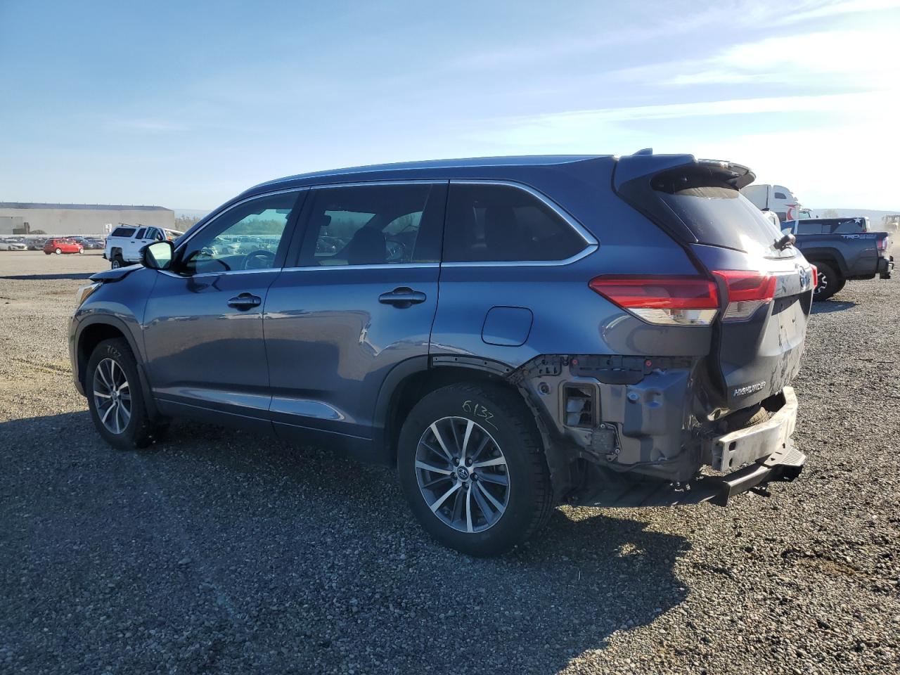 Photo 1 VIN: 5TDJZRFH7HS376344 - TOYOTA HIGHLANDER 