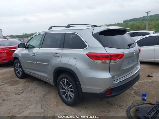 Photo 2 VIN: 5TDJZRFH7HS388543 - TOYOTA HIGHLANDER 