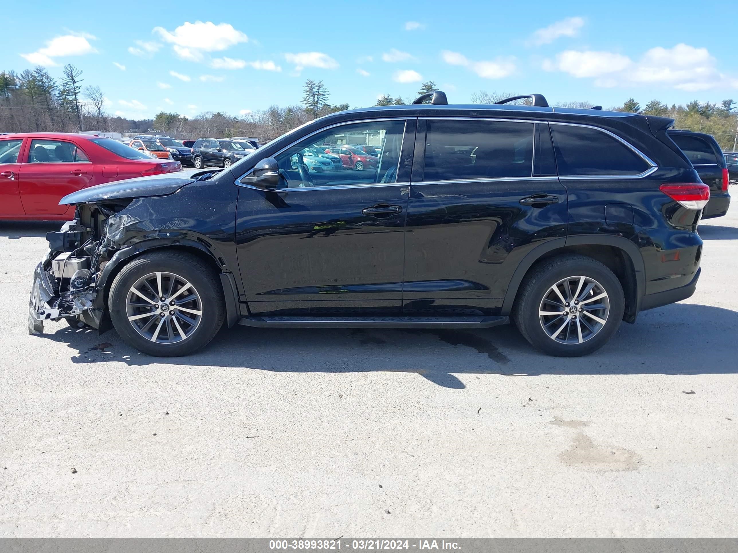 Photo 13 VIN: 5TDJZRFH7HS435361 - TOYOTA HIGHLANDER 