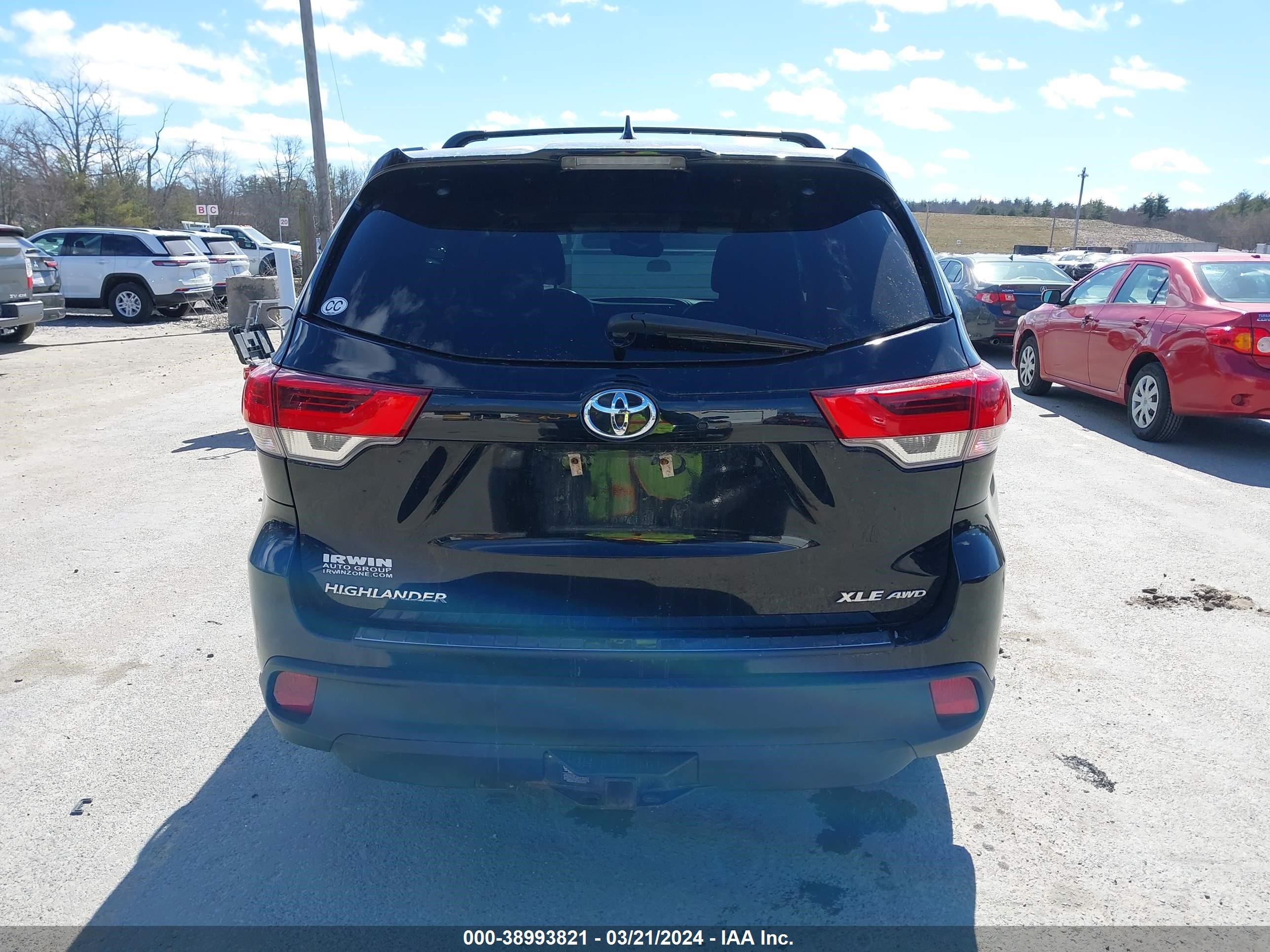 Photo 15 VIN: 5TDJZRFH7HS435361 - TOYOTA HIGHLANDER 