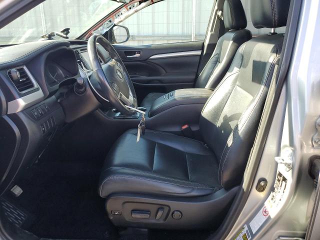 Photo 6 VIN: 5TDJZRFH7HS435778 - TOYOTA HIGHLANDER 