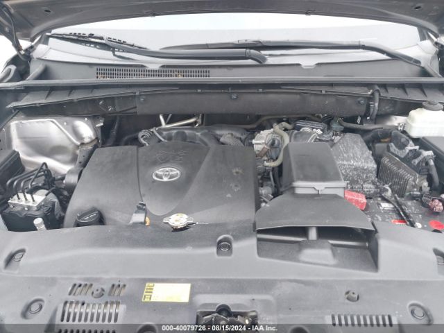 Photo 9 VIN: 5TDJZRFH7JS532310 - TOYOTA HIGHLANDER 