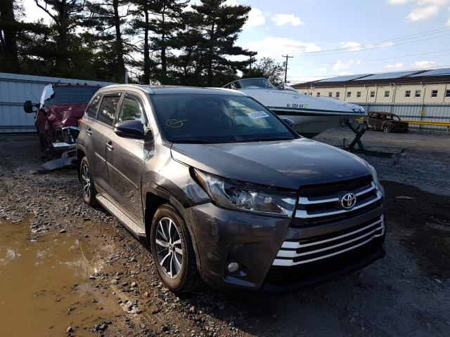 Photo 0 VIN: 5TDJZRFH7JS542819 - TOYOTA HIGHLANDER 