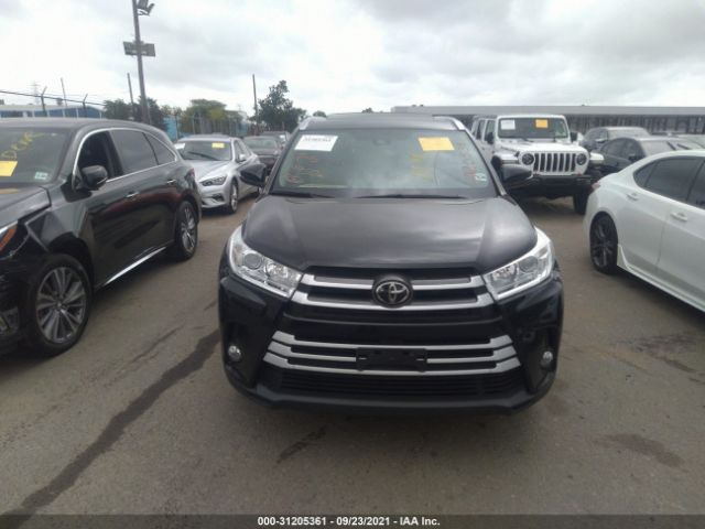 Photo 5 VIN: 5TDJZRFH7JS818447 - TOYOTA HIGHLANDER 