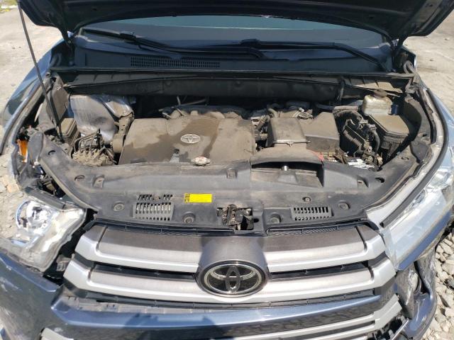 Photo 11 VIN: 5TDJZRFH7JS848421 - TOYOTA HIGHLANDER 