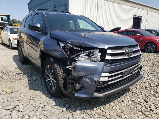 Photo 3 VIN: 5TDJZRFH7JS848421 - TOYOTA HIGHLANDER 