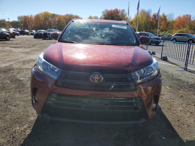 Photo 4 VIN: 5TDJZRFH7JS886277 - TOYOTA HIGHLANDER 