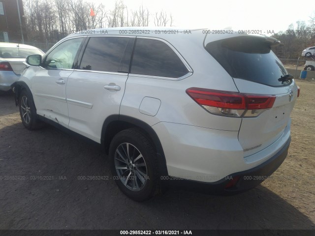 Photo 2 VIN: 5TDJZRFH7KS590015 - TOYOTA HIGHLANDER 