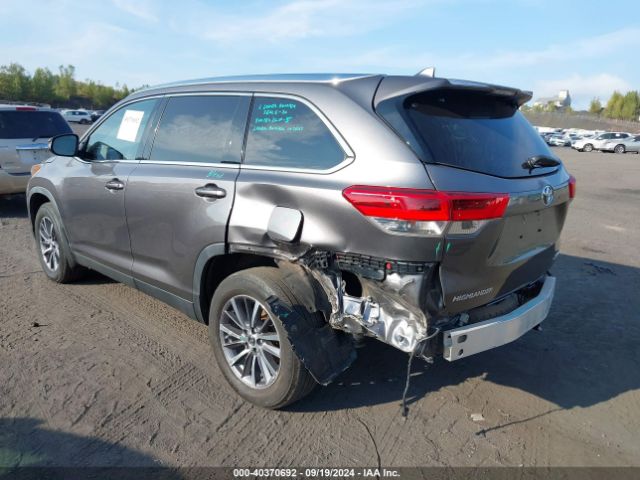 Photo 2 VIN: 5TDJZRFH7KS606200 - TOYOTA HIGHLANDER 