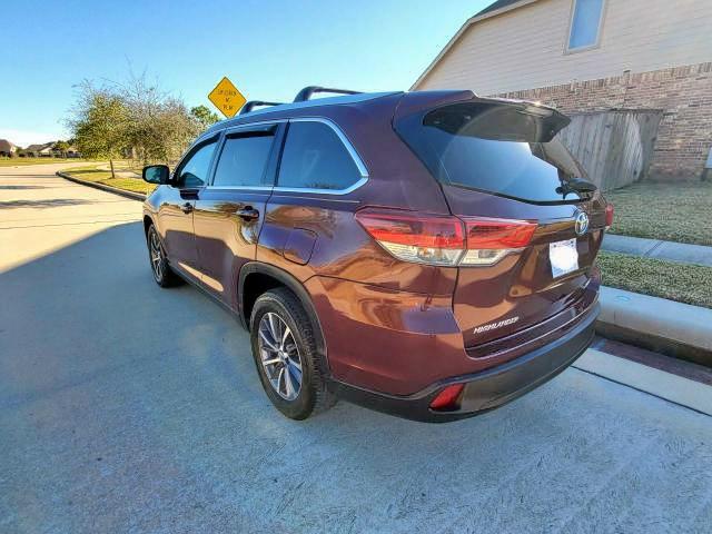 Photo 2 VIN: 5TDJZRFH7KS716454 - TOYOTA HIGHLANDER 