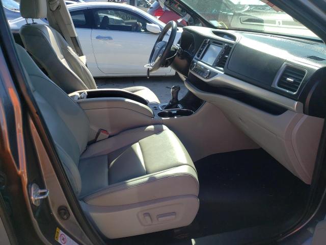 Photo 4 VIN: 5TDJZRFH7KS945152 - TOYOTA HIGHLANDER 