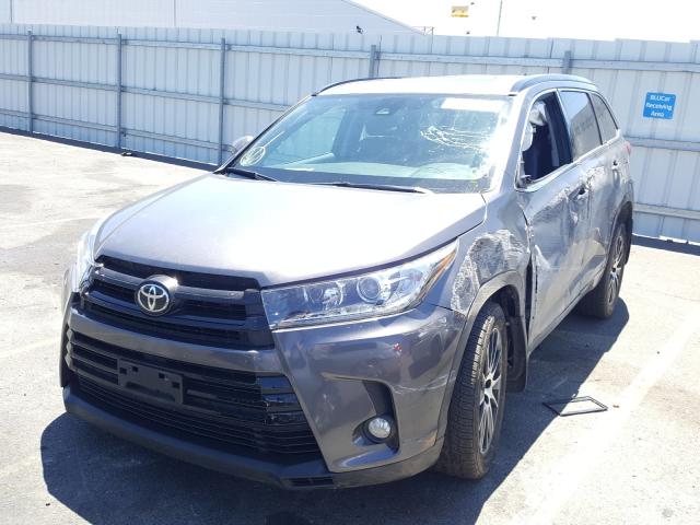 Photo 1 VIN: 5TDJZRFH8HS363201 - TOYOTA HIGHLANDER 