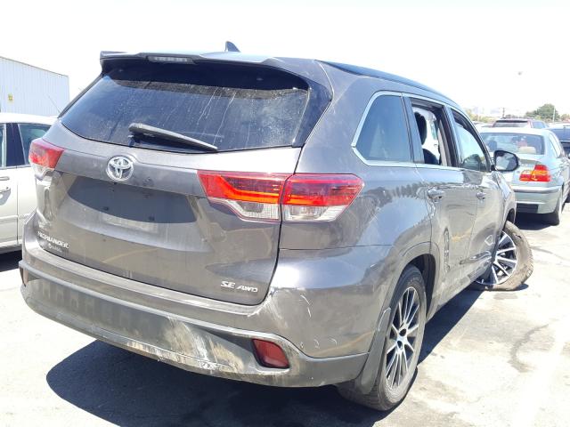 Photo 3 VIN: 5TDJZRFH8HS363201 - TOYOTA HIGHLANDER 