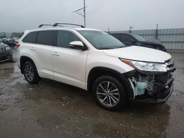 Photo 3 VIN: 5TDJZRFH8HS368009 - TOYOTA HIGHLANDER 