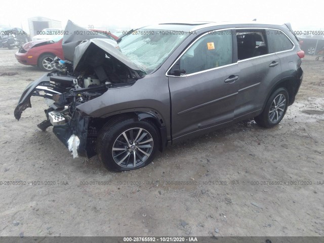 Photo 1 VIN: 5TDJZRFH8HS374408 - TOYOTA HIGHLANDER 