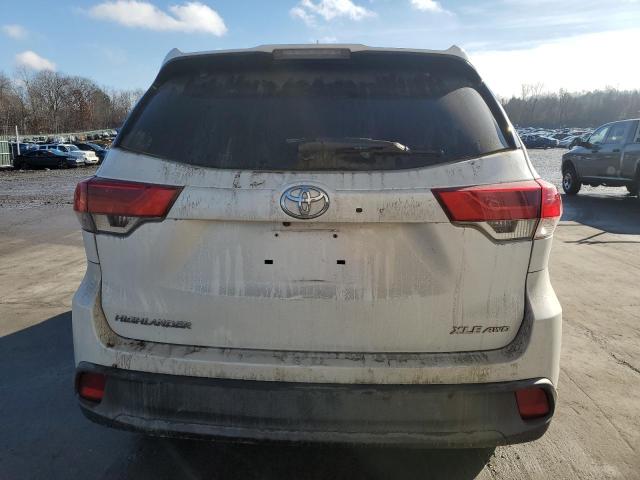 Photo 5 VIN: 5TDJZRFH8HS394139 - TOYOTA HIGHLANDER 