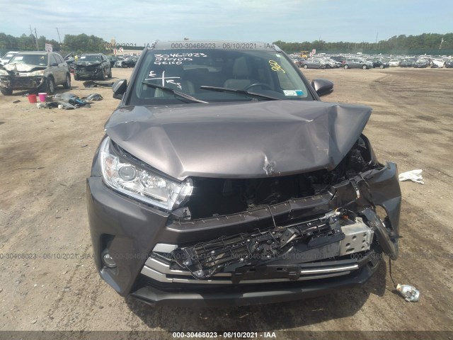 Photo 5 VIN: 5TDJZRFH8HS422151 - TOYOTA HIGHLANDER 