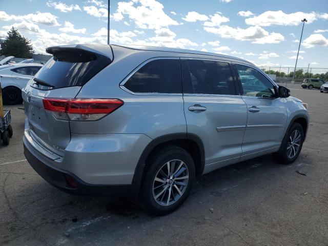 Photo 2 VIN: 5TDJZRFH8HS446806 - TOYOTA HIGHLANDER 