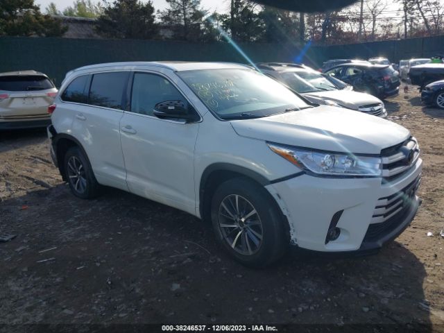 Photo 0 VIN: 5TDJZRFH8HS510942 - TOYOTA HIGHLANDER 